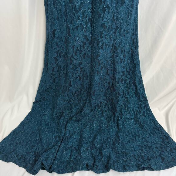 NWT One By Eight Sparkly Double Lined Lace Formal Dress - Picture 4 of 13